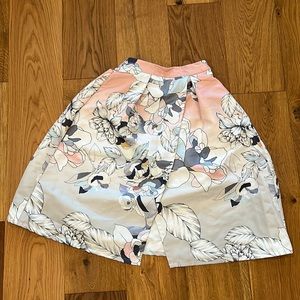 ASOS floral print skirt size US 4